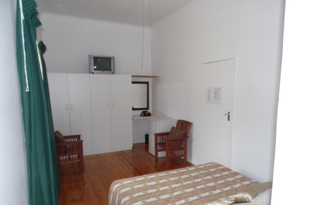 The Hexagon Wildlife Conservation Hotel Uitenhage Buitenkant foto
